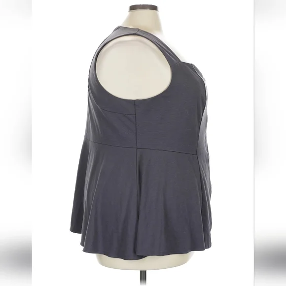 Torrid Charcoal Zip-Front Peplum Blouse - Picture 3 of 5